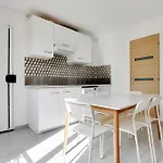 Authentic Apartment - 1Br 5P - La Villette